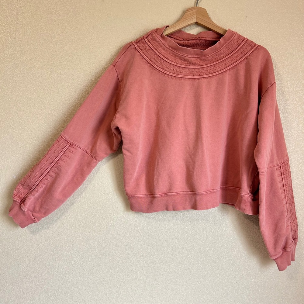 Frye Rose Size L Pink Embroidered Cotton Terry Crop Sweatshirt Boho Western Cozy